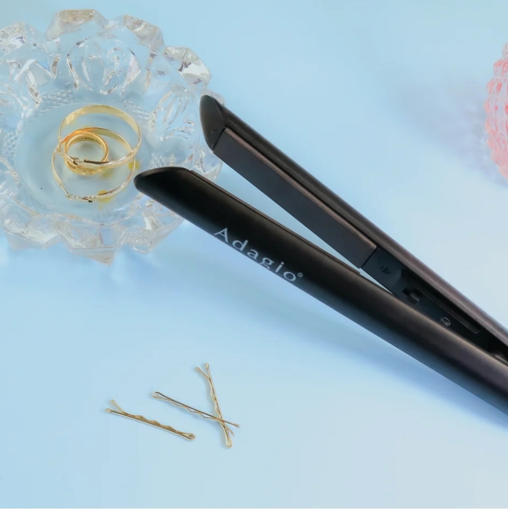NIB Adagio Flat Iron